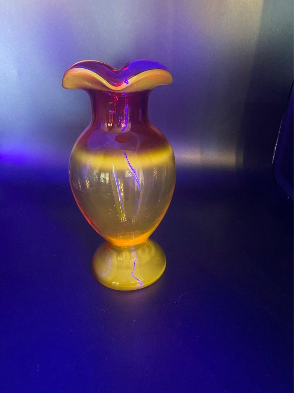 Amberina Vase with Ruffles Rim